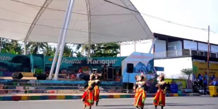 Dispora Gagas Atraksi Heritage Culture of East Borneo pada Aniversary 23th Jali Jali Enterprise