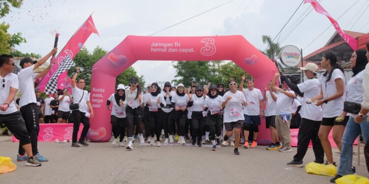 Tri Datangi Tanah Grogot, Berdayakan Masyarakat Lewat Program Program 3Kiosk