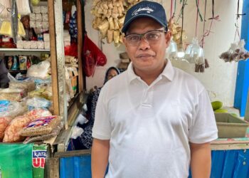 Peringati Hari Peduli Sampah Nasional, Anggota DPRD Samarinda Telusuri Pasar Merdeka